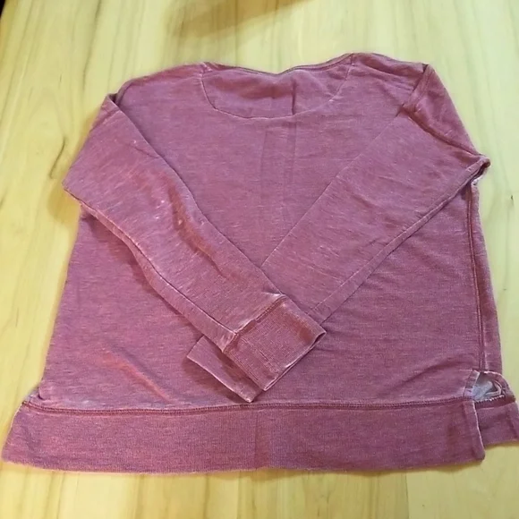 Lucky Brand magenta embroidered shirt - Picture 7 of 7